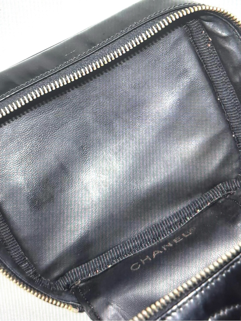 🆕Chanel CC Pattern LeatherVanity case🧳 - Picture 12 of 13